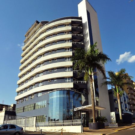Golden Blue Hotel Лондріна Екстер'єр фото
